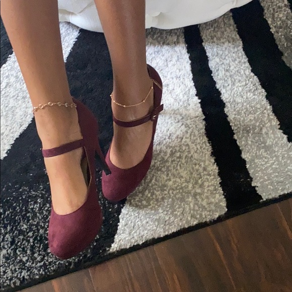 Burgundy platforms shoes - Picture 2 of 2